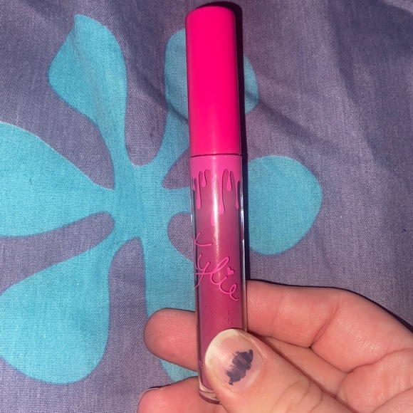 *tipsy lipstick ONLY - Picture 3 of 9